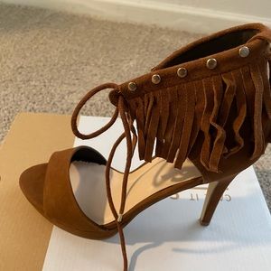 Brand new heels never wore .